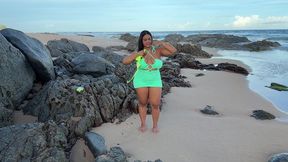 sempre que vejo uma praia deserta ja me da vonatde de foder
