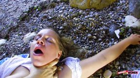 The guy outdoor fingers a busty milfs ass before offering her a big cock