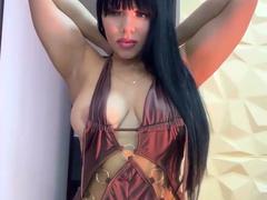 Wet tattooed raven babe Sahron with big boobs masturbates