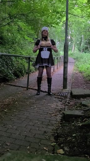 Sissy maid rubbing her sissy clit outdoors