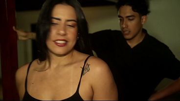 Introducing my MILF neighbor: She welcomes me to the apartment by shaking her ass in my face