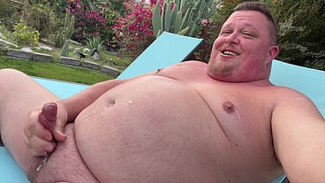 Chubby Daddy Bear Cums in the Yard