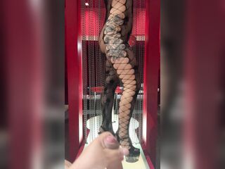 Escort dancing and riding client's dong in motel