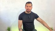 El Mejor amigo de mi novia me hace frotting a mi verga enorme y a su gran polla y las masturba mutuamente! Relato sexual