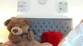 Karly Moon Members-Only Show