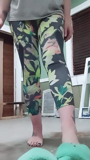 Cummming in Stepmommy's Slippers