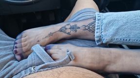 Abgemolken Im Auto Mit Jeans Und Nylons