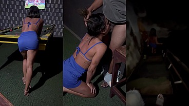 Futebol na tv, sinuca no terraço, exibição e duas gozadas na buceta. Hotwife deu sem camisinha pro KidBengala cover e corno registrando