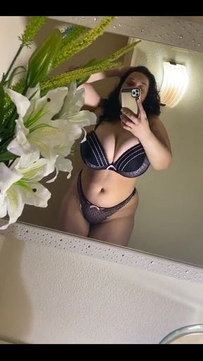 Today’s Lingerie Set Looks Like This...