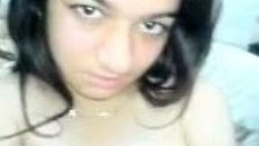 Cute amateur Pakistani teen babe fucked in her tight pussy