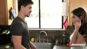 Molly Jane: Hot Babe Gets Fucked by Boyfriend and Interactive Toy