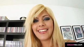 Creampie given to Defrancesca Gallardo by Creampei