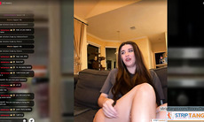 Hot solo play she is on cam! Delight- Webcam joi on now one click!