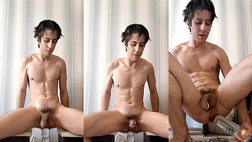 A pierced hot twink squirts from jumping on a bottle