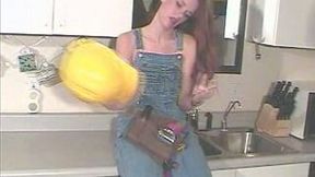 Fuckable babe Victoria demonstrates her mind-taking body