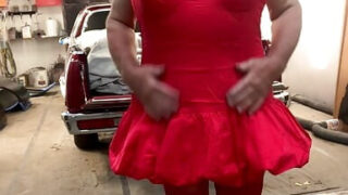Mollige amerikanische Crossdresser in Übergröße in Dessous, Strümpfen, High Heels und Absätzen werden anal gefickt