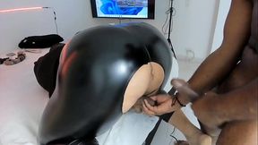 i love this leather pants on my ass