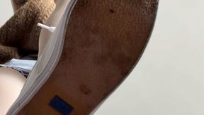 Giantess asian MILF crushing rose puddles