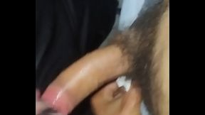 Mamando gostoso o seguran&ccedil_a na guarita.