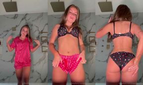piper rockelle teases her body porn video