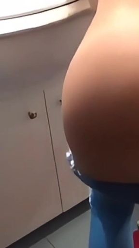 Stunning moment from &quot;I came to my stepsister in the bathroom&quot;