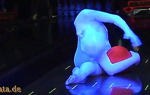 -01 contortion bowling