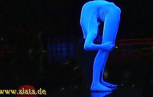 -01 contortion bowling