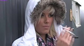 Sian Hamshaw smoking7