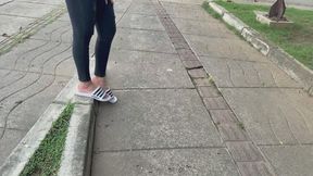 I pee in my black jeans in public