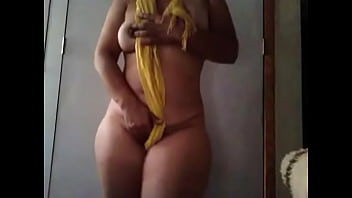 Mi vieja cachondeandose delicioso para m&iacute_