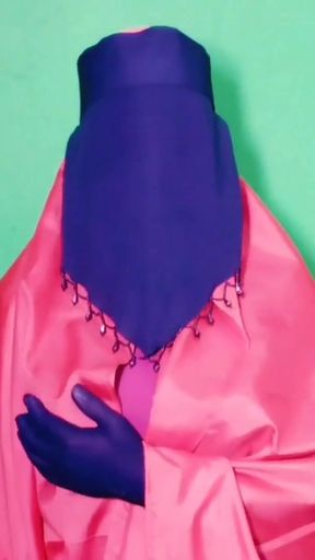 Indian Muslim Girl in Burkha Enjoys Romantic Sex Night   Clip 1