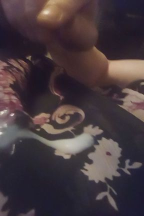 Mellissa cums all over her new dress