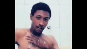 Moreno Pauzudo Batendo Punheta