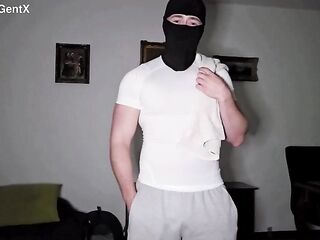 Hawt homo personal coach POV – That guy notices u staring at his bulge and cums in your face.
