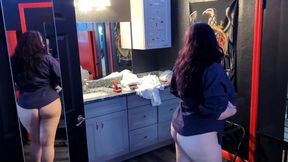 Hot Wife Still as Energy After Her Date on the Sex Swing