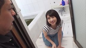 https://bit.ly/3FGGwYY　友達のJ○妹が笑みを浮かべパンチラで誘惑！ムレムレパンティで激しい顔騎&amp_尻コキ責めで弄ばれて&hellip_　友達には内緒で妹の敏感生マ○コをがっつりハメまくる！【パート3】