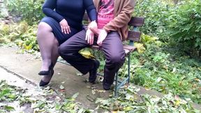 Sexy Curvy Stepmom Helped Me Cum in a Public Park