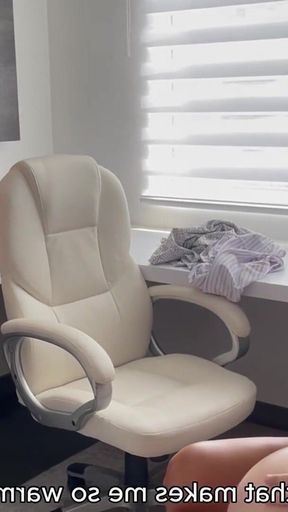 My Husband's Pregnant Ex-arrives at My House and We End up Having a Threesome with Her, Sex with Two Pregnant Women