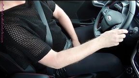 sexy frivol im auto ** crossdresser **