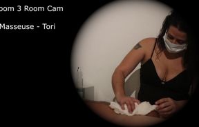 Tori - Room Cam Handjob