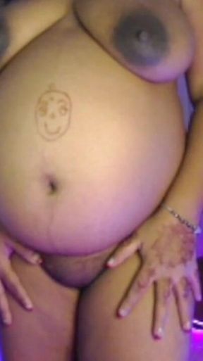 Full Nude Boobs Pussy Showing.