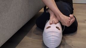 Bedside foostool for my feet, eagerly awaiting its moment (foot fetish, footrest, humiliation, sniffing my feet)
