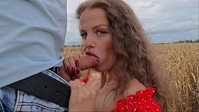 A factographer fucked a model during a photo shoot right in the field