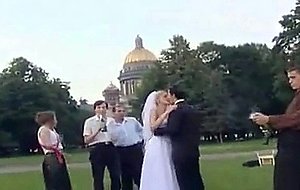 un mariage russe part au gang bang