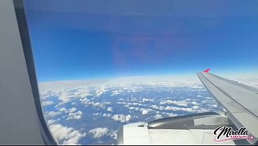 Amateur girlfriend gets pounded in POV anal fuck on plane