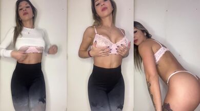 Muscular MILF flexes wet pussy lips after gym routine
