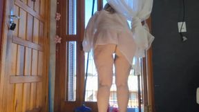 I Caught My Stepmother Cleaning on Camera.