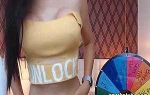 Foxy brunette lady play her roulette live
