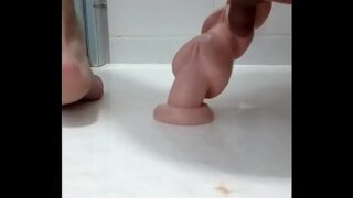 Fisting &#8211; young guys getting fisted