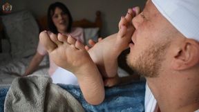 Adventures Of A Horny Stepson My Hot Stepmom Lets Me Worship Her Soles Toes